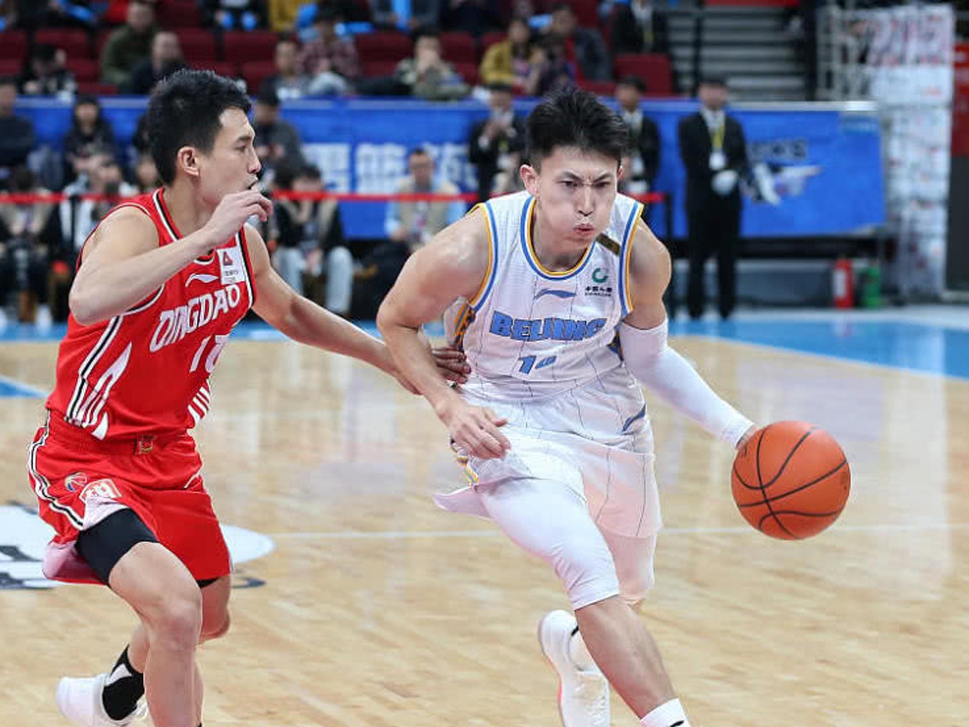 中国金年会-太狠了！新疆广汇围绕西甲主帅复盘里昂迎NBA常规赛关键赛，深圳男篮窗口期防线松动的简单介绍